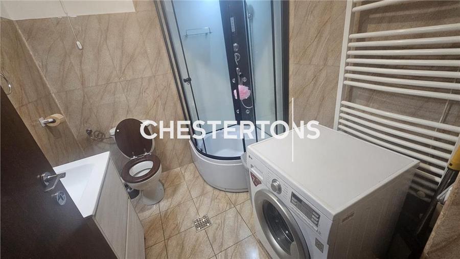 Apartament cu 4 camere decomandat, mobilat în Central