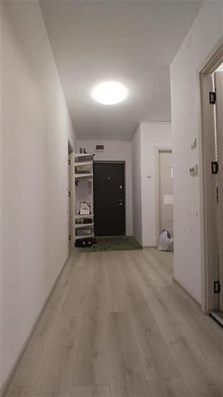 Apartament cu 3 camere decomandat, mobilat în Basarabia