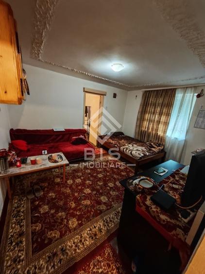 Apartament cu 2 camere semidecomandat în Decebal