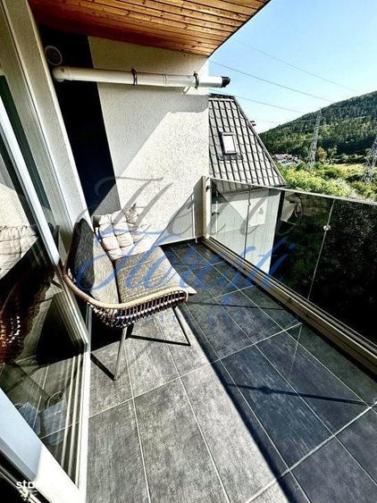 Apartament cu 3 camere semidecomandat în Florești