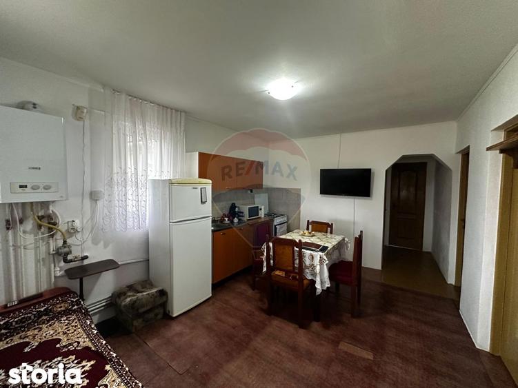 Casă cu 3 camere cu Teren 800 Mp în Satulung