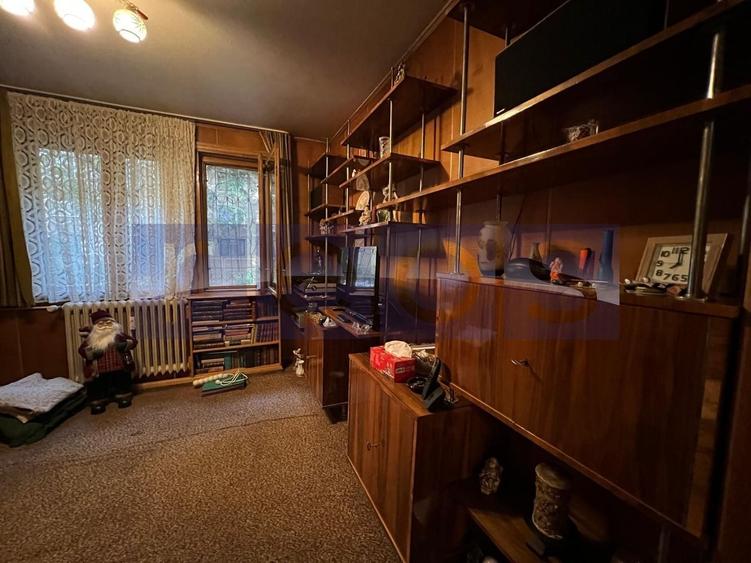 Apartament cu 3 camere decomandat în Tineretului