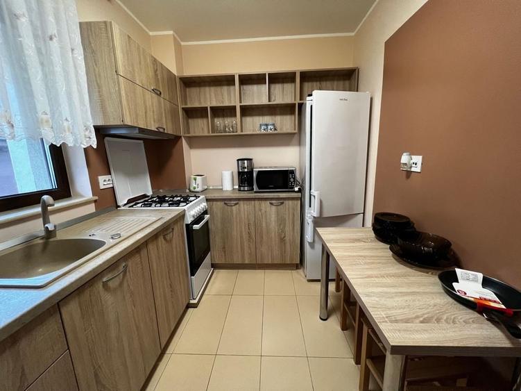 Apartament cu 2 camere decomandat în Palazu Mare