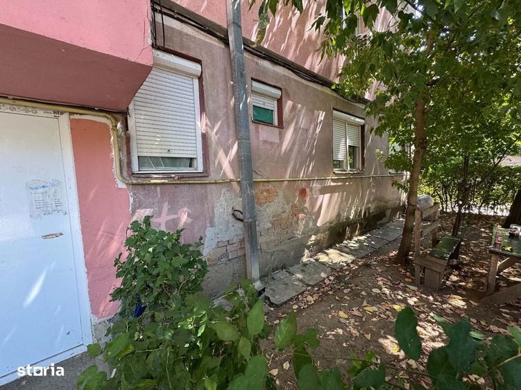 Apartament cu 2 camere în Micro 14
