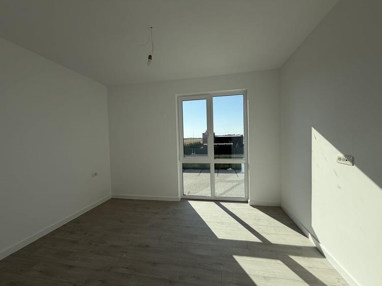 Apartament cu 2 camere decomandat în Moșnița Nouă