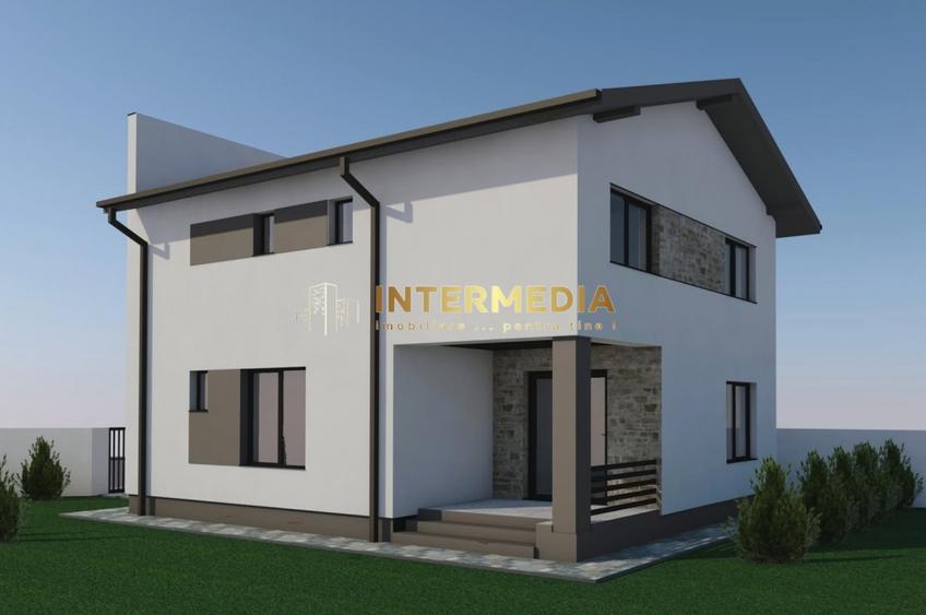 Casă individuală cu 4 camere cu Canalizare în Cetate