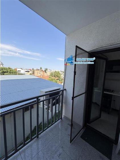 Apartament cu 2 camere semidecomandat, mobilat în Calea Călărașilor