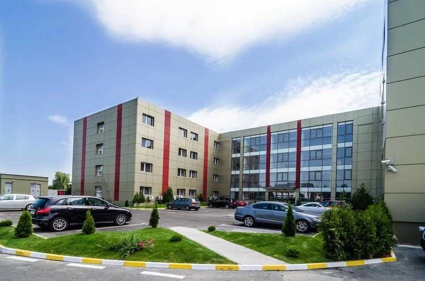 Apartament cu 3 camere decomandat în Nord