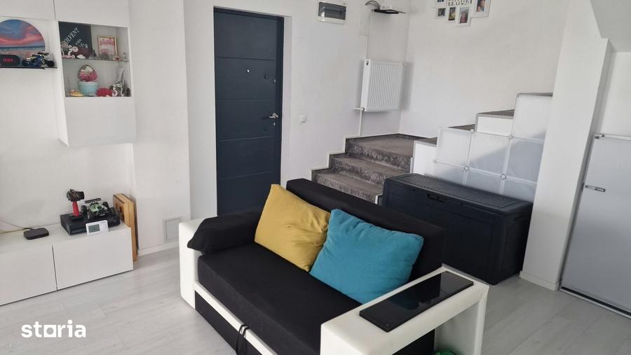 Casă cu 4 camere cu Teren 250 Mp în Cernica