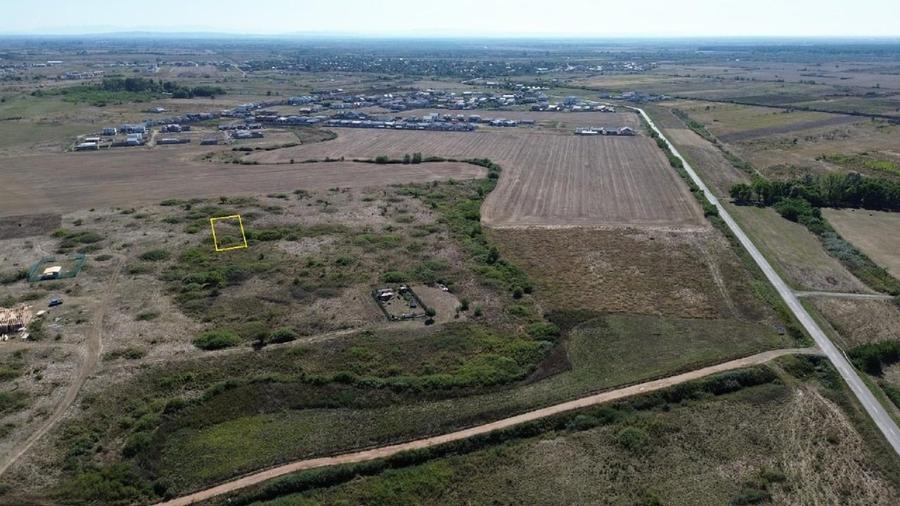 Teren Construcții intravilan de 600 mp, în Moșnița Nouă
