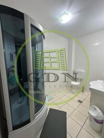 Apartament cu 4 camere decomandat, mobilat în Cioplea
