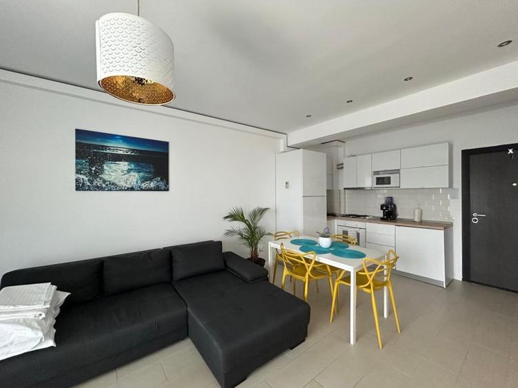 Apartament cu 2 camere semidecomandat în Central