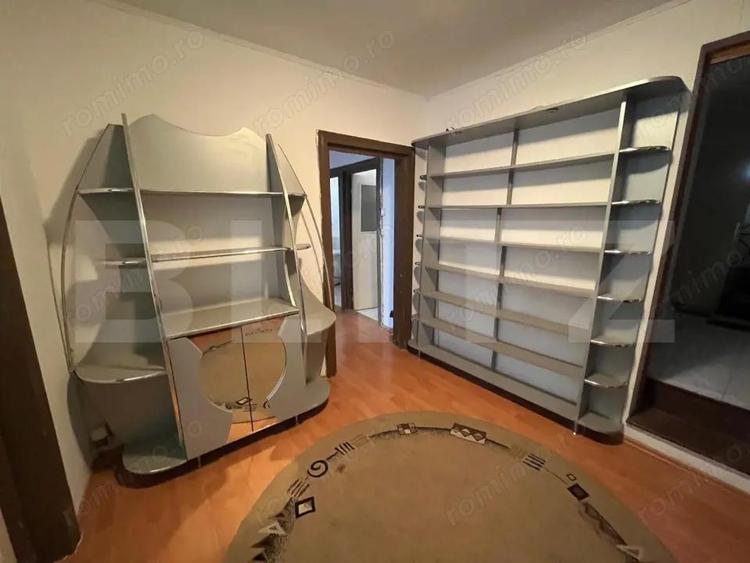 Apartament cu 3 camere decomandat în Dacia