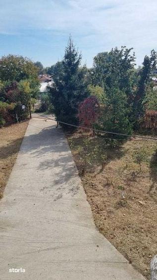 Casă cu 3 camere cu Teren 146 Mp în Central