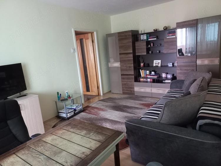 Apartament cu 2 camere decomandat în Dacia