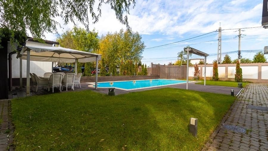 Casă individuală cu 6 camere cu Canalizare în Corbeanca