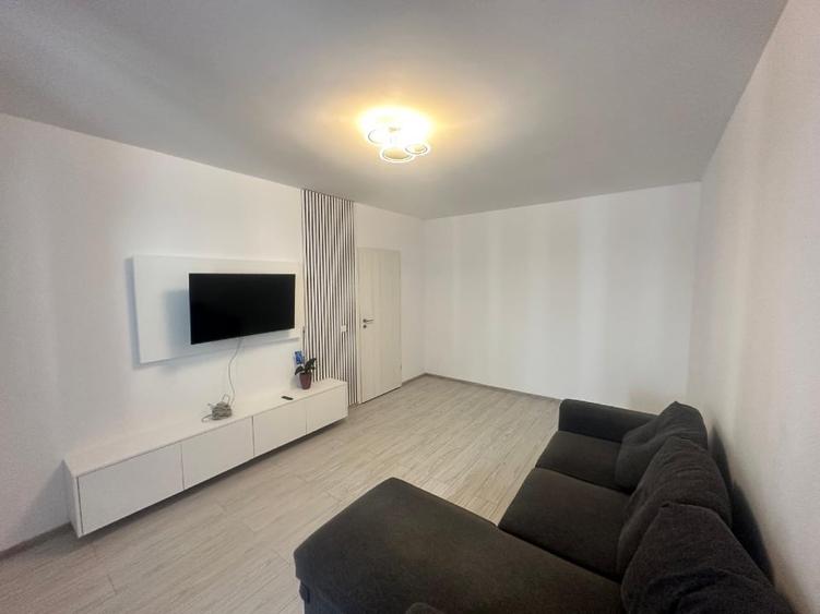 Apartament cu 2 camere decomandat în Berceni