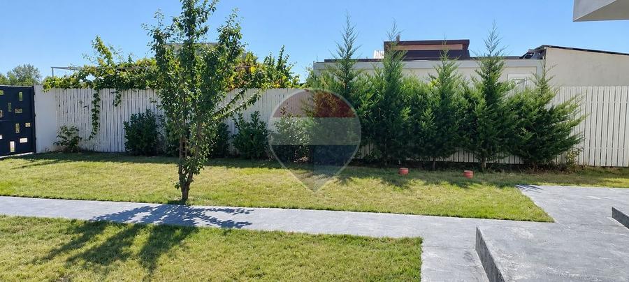 Casă individuală cu 4 camere cu Teren 328 Mp în Clinceni
