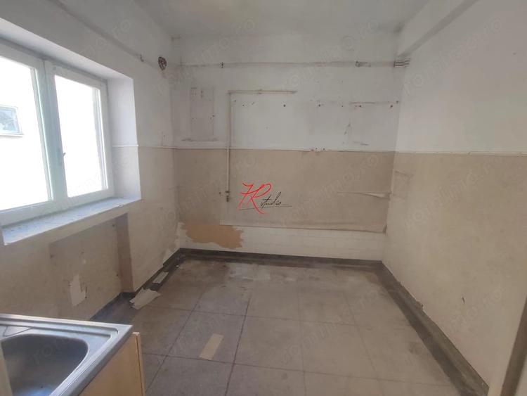 Apartament cu 3 camere în Libertății