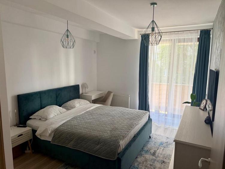 Apartament cu 2 camere decomandat în Vitan