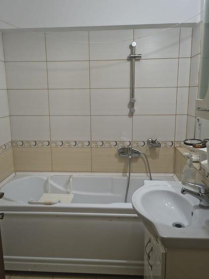 Apartament cu 2 camere decomandat în Tomis II
