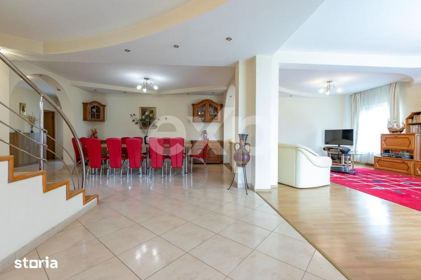 Casă cu 5 camere cu Teren 3659 Mp în Sărata