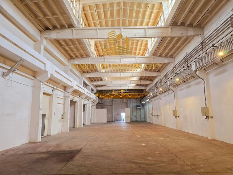 Spațiu industrial, de 2,500 mp, în Central