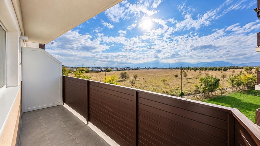 Apartament cu 2 camere semidecomandat în Sânpetru