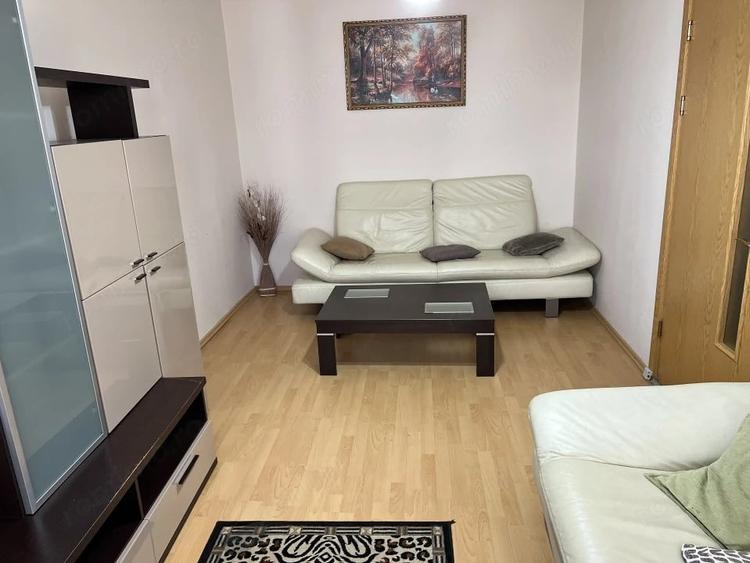 Apartament cu 2 camere decomandat în Calea Dumbrăvii