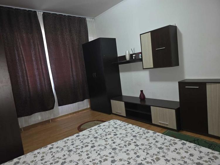 Garsonieră decomandată în Nord