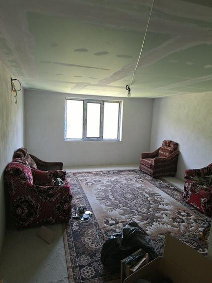 Casă cu 3 camere în Gura Bărbulețului