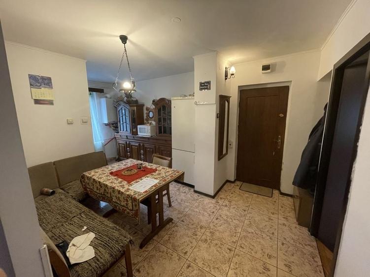 Apartament cu 3 camere în Tudor