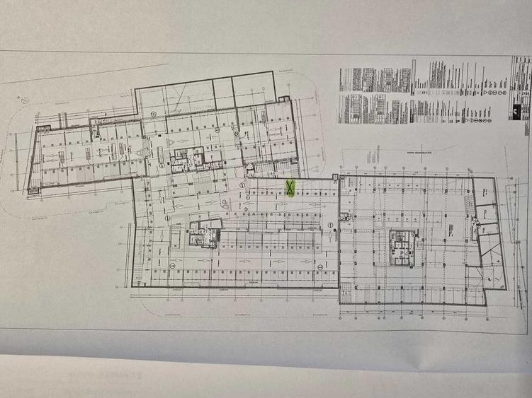 Apartament cu 3 camere decomandat în Exterior Vest