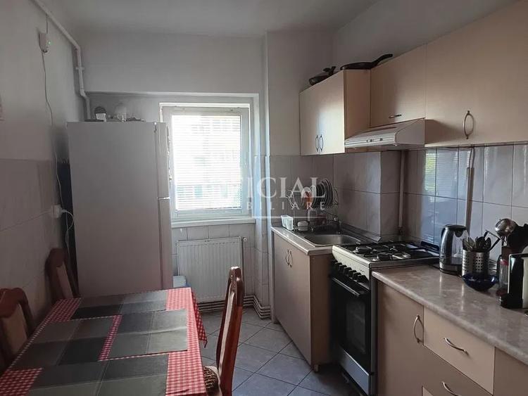 Apartament cu 3 camere decomandat, mobilat în Zorilor
