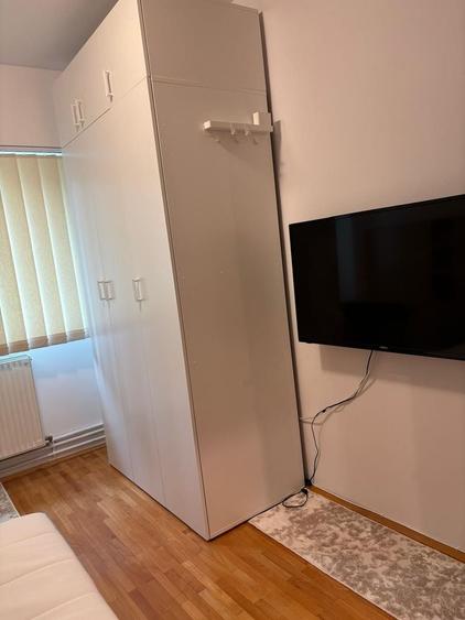 Apartament cu 3 camere, mobilat în Lacul Tei
