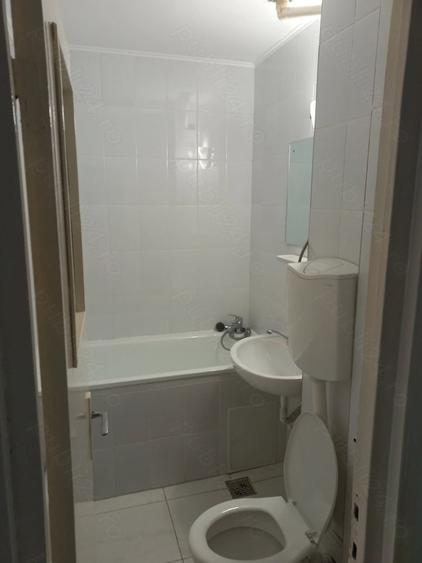 Apartament cu 2 camere decomandat, mobilat în Alexandru cel Bun