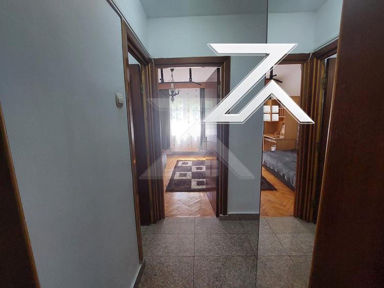 Apartament cu 3 camere decomandat, mobilat în Rovine