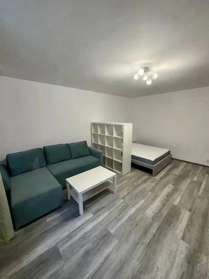 Garsonieră decomandată în Muncii