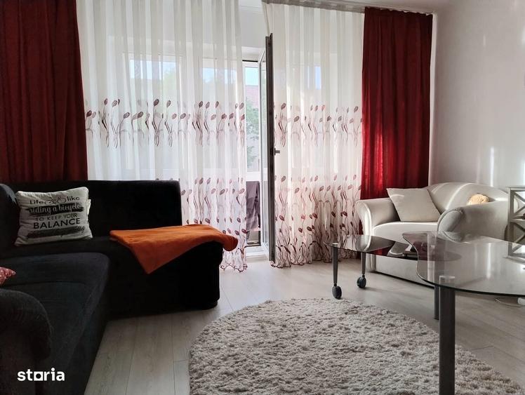Apartament cu 3 camere în Nufărul