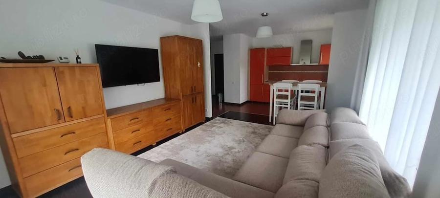 Apartament cu 2 camere semidecomandat în Răcădău