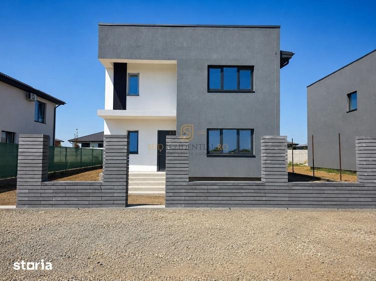 Casă cu 5 camere cu Teren 420 Mp în Vidra