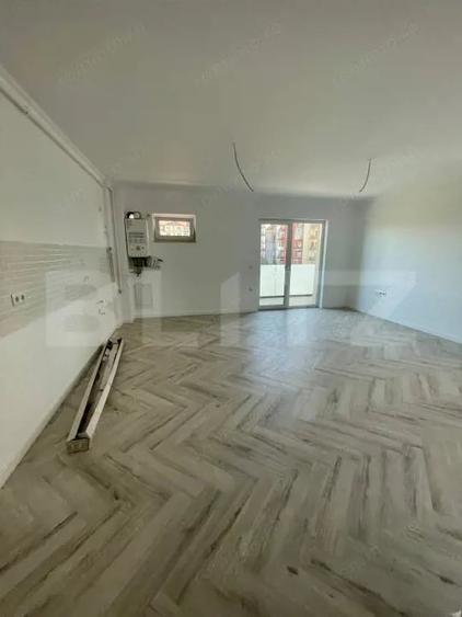 Apartament cu 2 camere decomandat în Sud