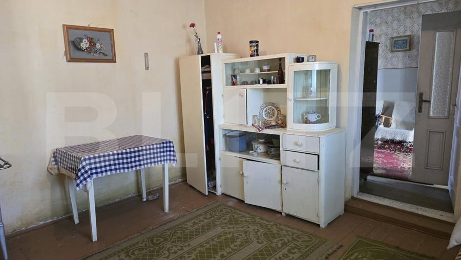 Casă individuală cu 3 camere cu Canalizare în Sud-Vest