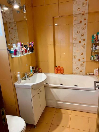 Apartament cu 3 camere decomandat în Ultracentral