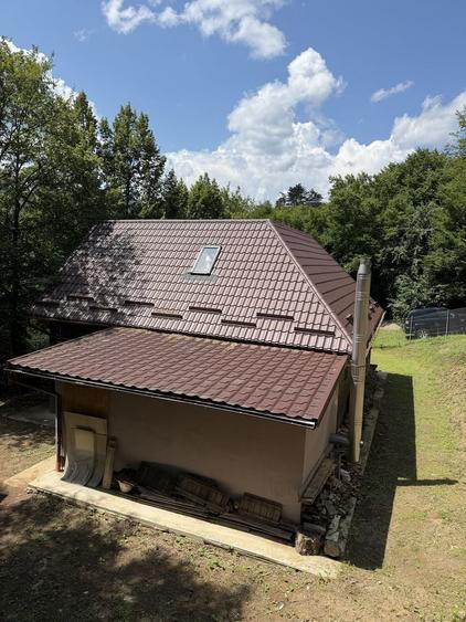 Casă cu 3 camere în Buru