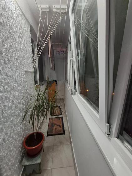 Apartament cu 2 camere decomandat, mobilat în Vest