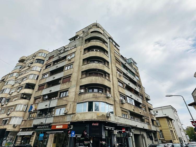 Garsonieră semidecomandată, mobilată în Universitate