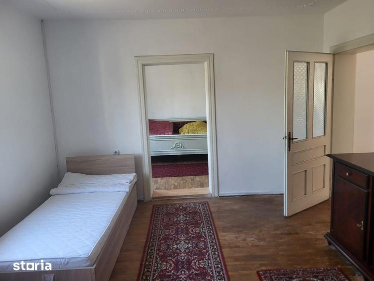 Casă cu 4 camere semidecomandat cu Teren 560 Mp în Șagu