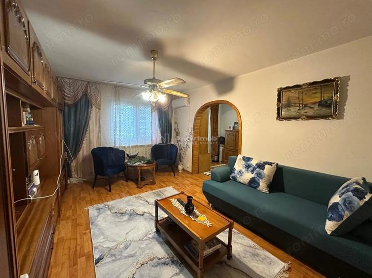 Apartament cu 2 camere decomandat în Central