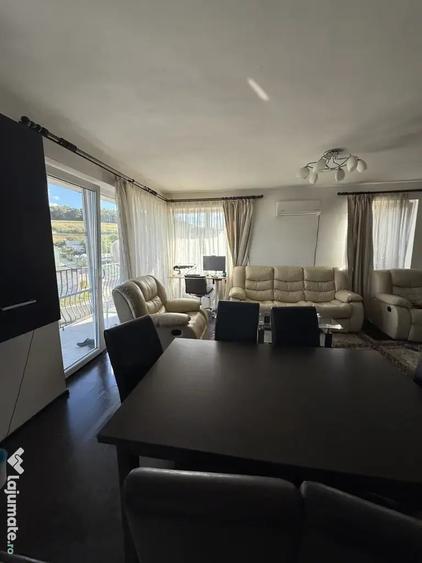 Apartament cu 2 camere semidecomandat în Florești